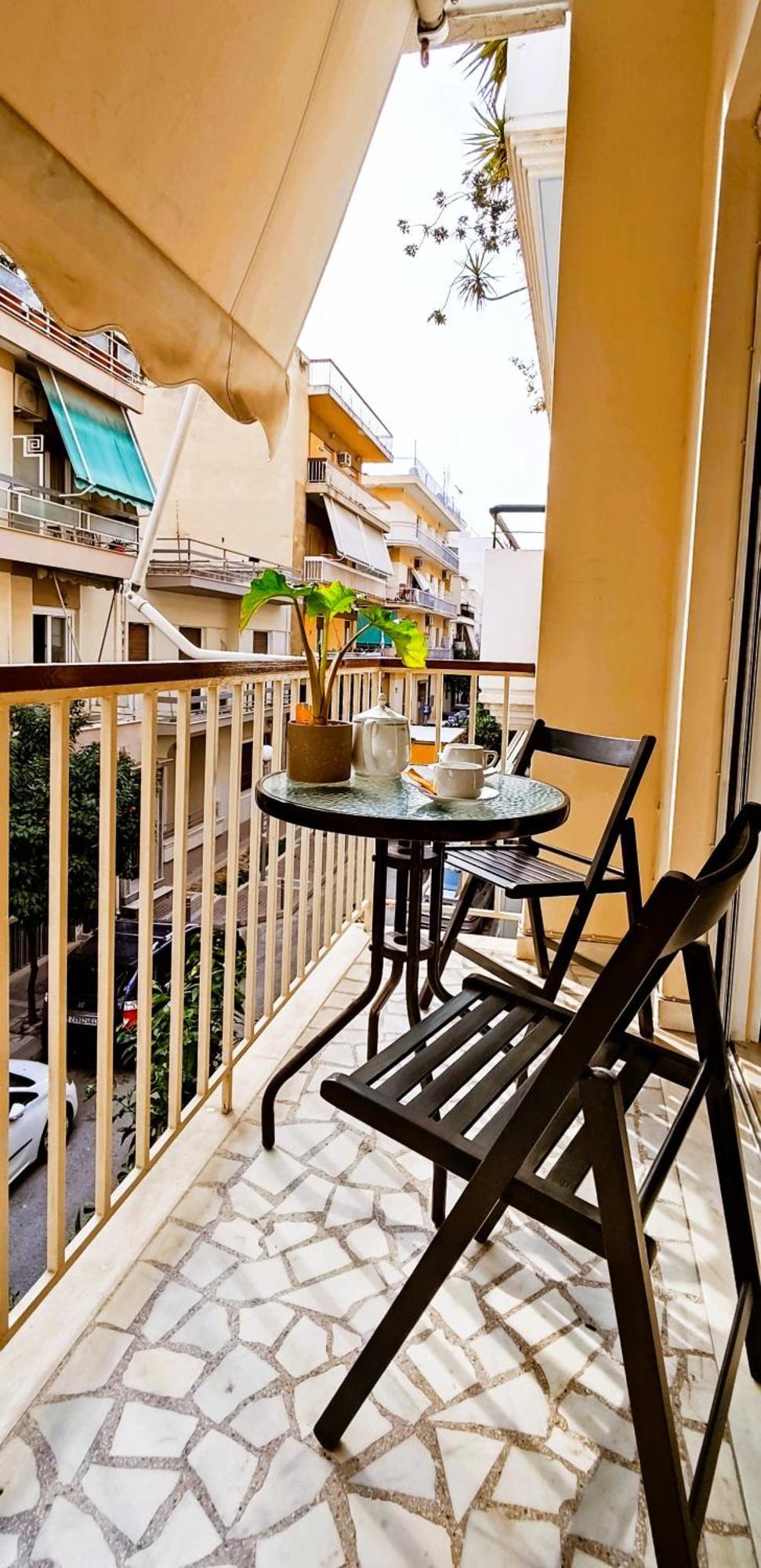 Next To Metro! Bright Apartment With Fully Equipped Kitchen Athene Buitenkant foto